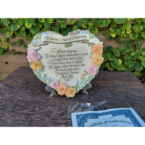 Limited Edition Bradford Exchange "Nurse's Prayer Of Compassion" Dimensional Pla - Picture 2 of 5